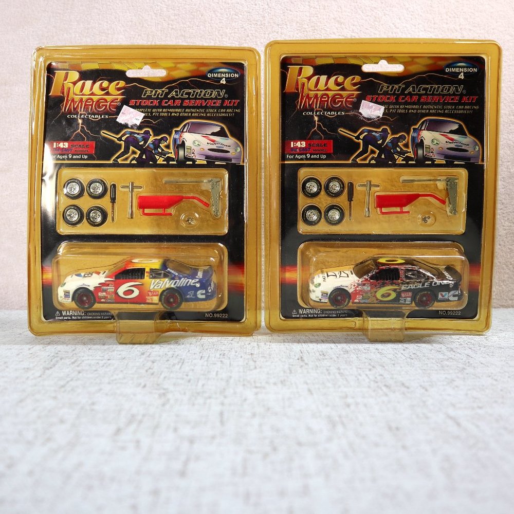 Mark Martin #6 Eagle One Race Image 1:43 Die Cast Car Service Kit Valvoline